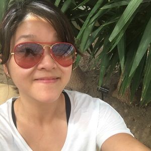 Meet your Posher, Christina